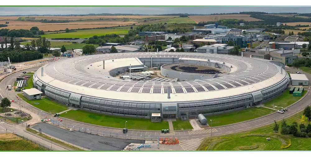hub iii facilities Diamond Light Source